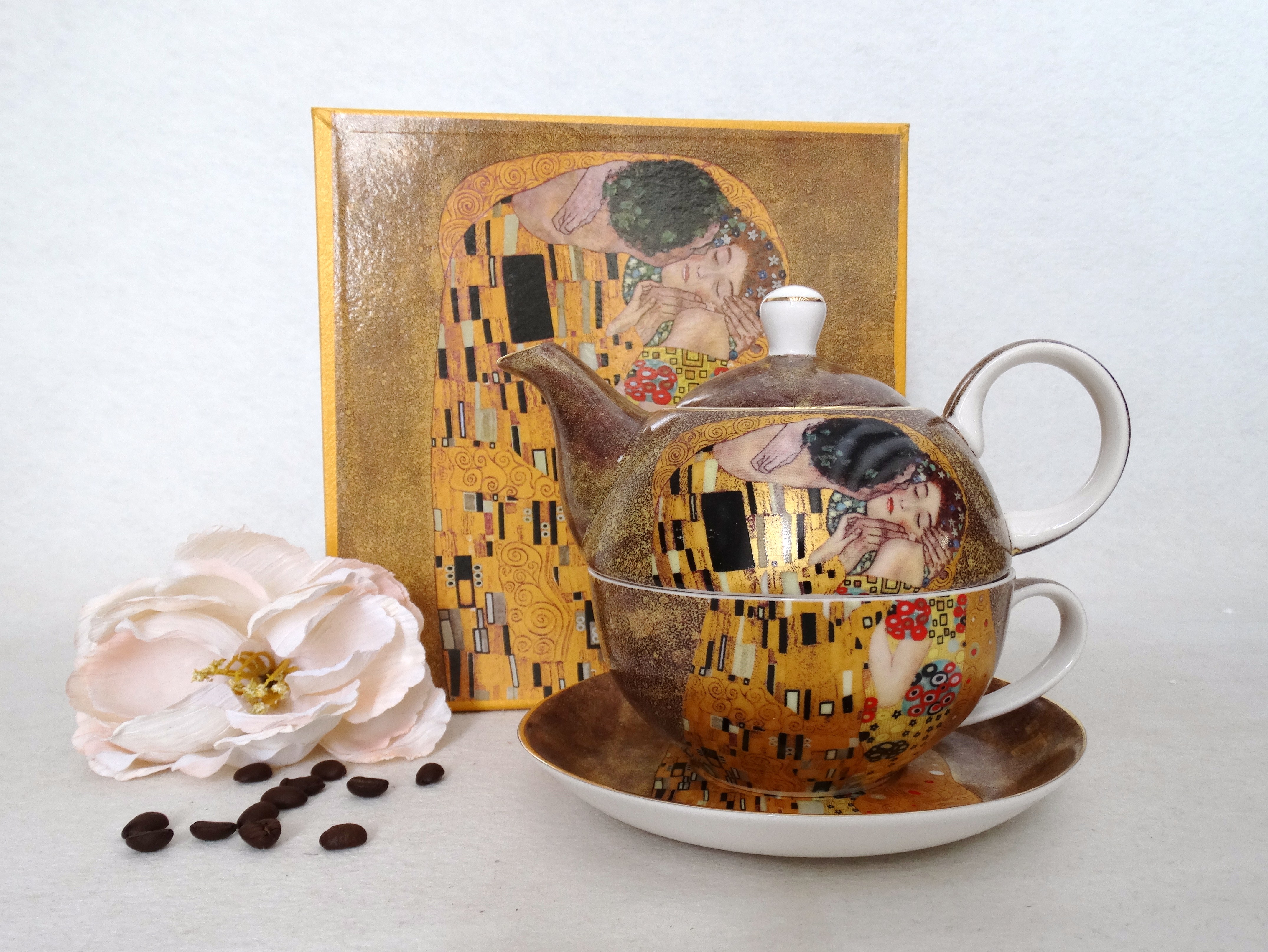 Porcelán čajník  Klimt0037